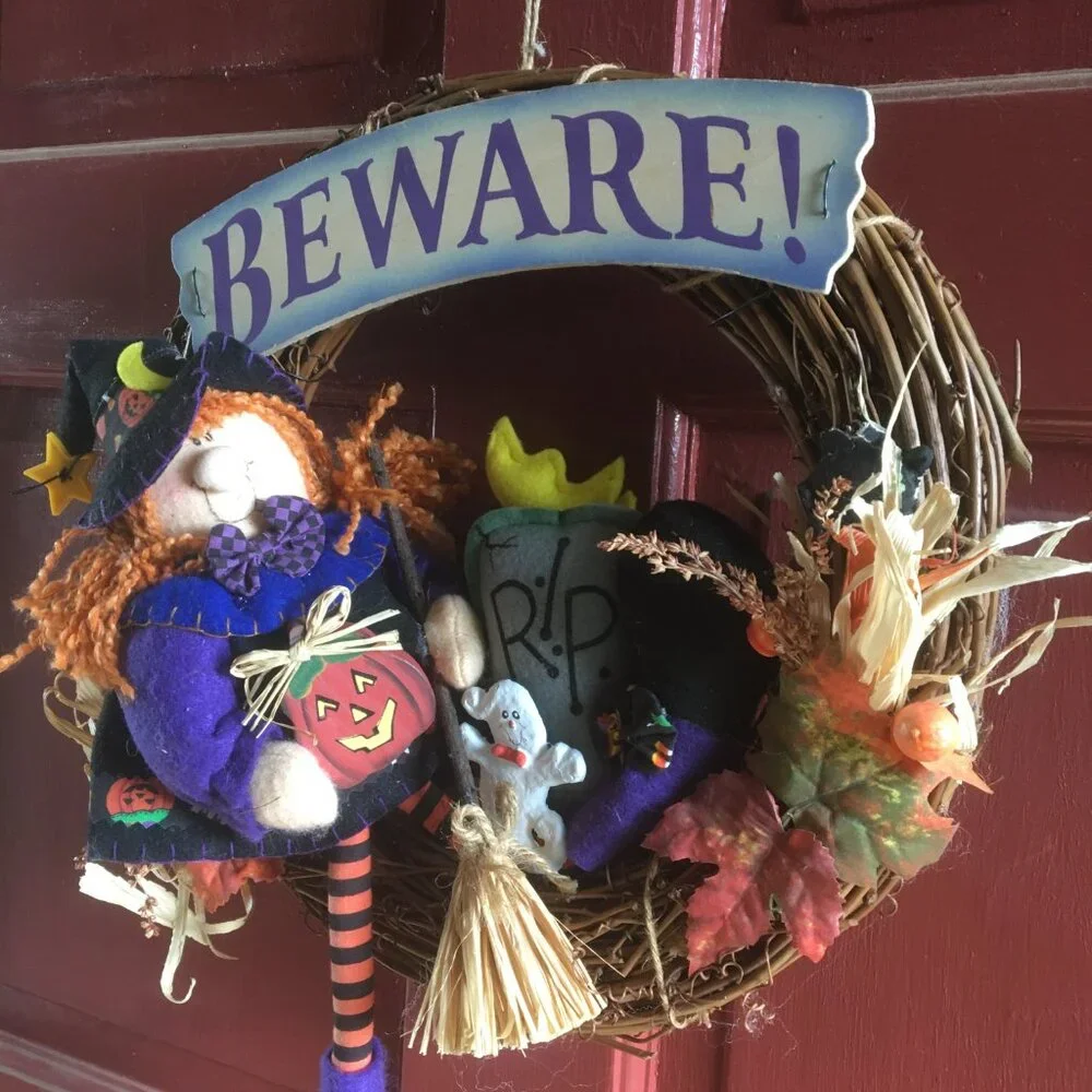⭐️Host Pick⭐️ Halloween Witch Wreath Broom Pumpkin R.I.P. Tombstone Ghost Beware